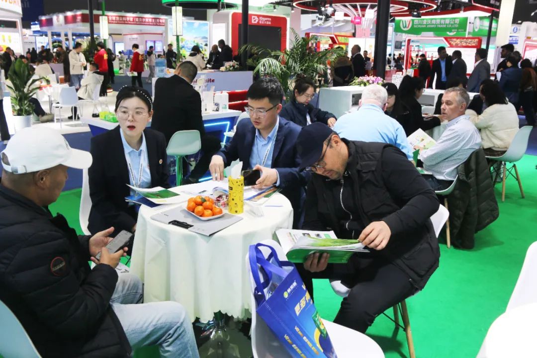 金牌贊助企業(yè)海大生物全新亮相上海CAC國際農(nóng)化展，以科技實(shí)力獻(xiàn)禮25周年